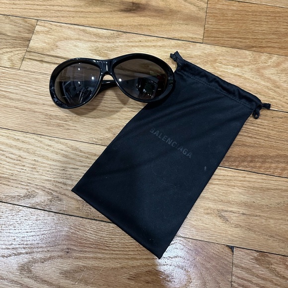 Balenciaga Sunglasses - Picture 1 of 7